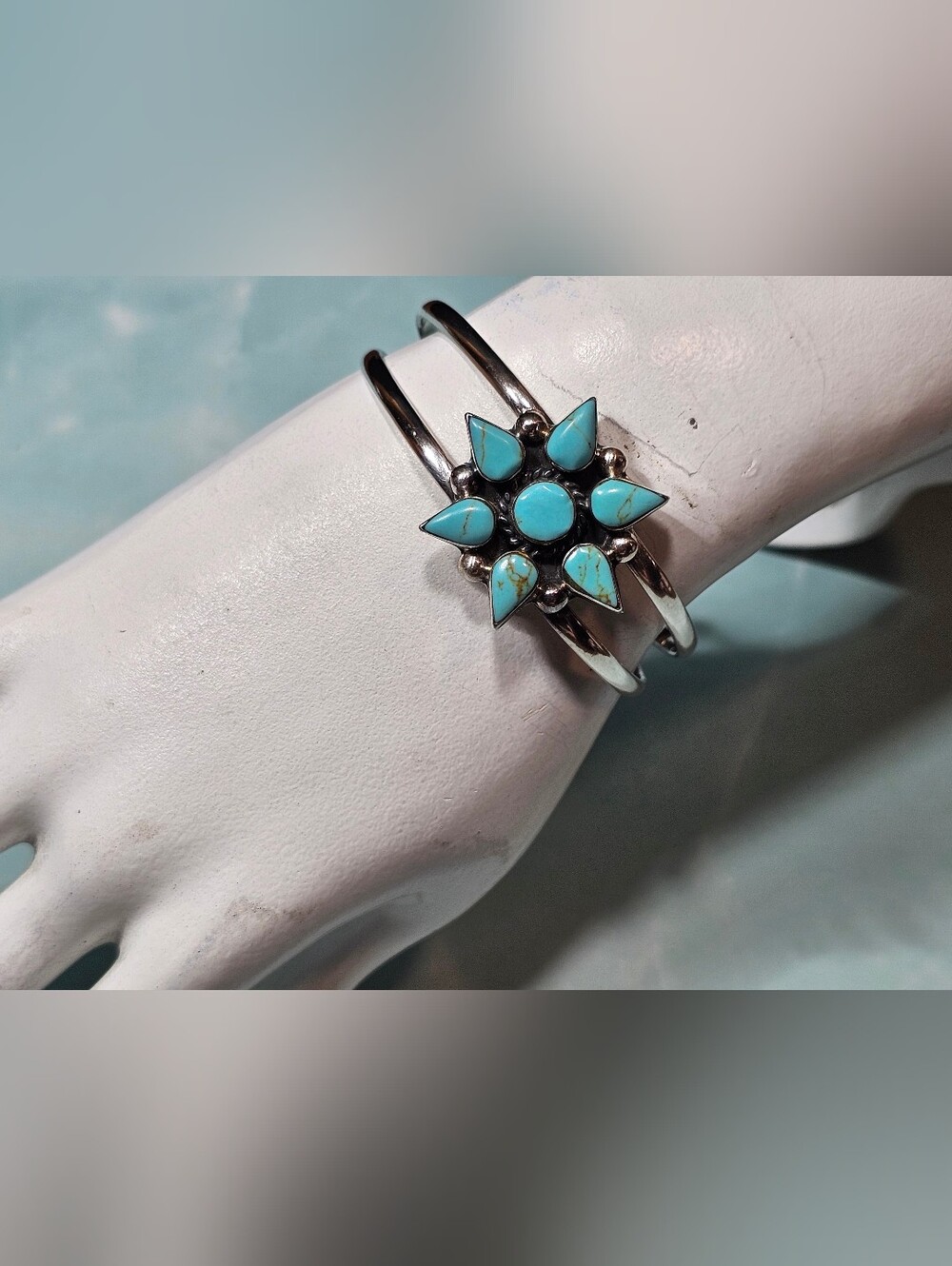 Vintage Sterling and Turquoise Mexico Cuff